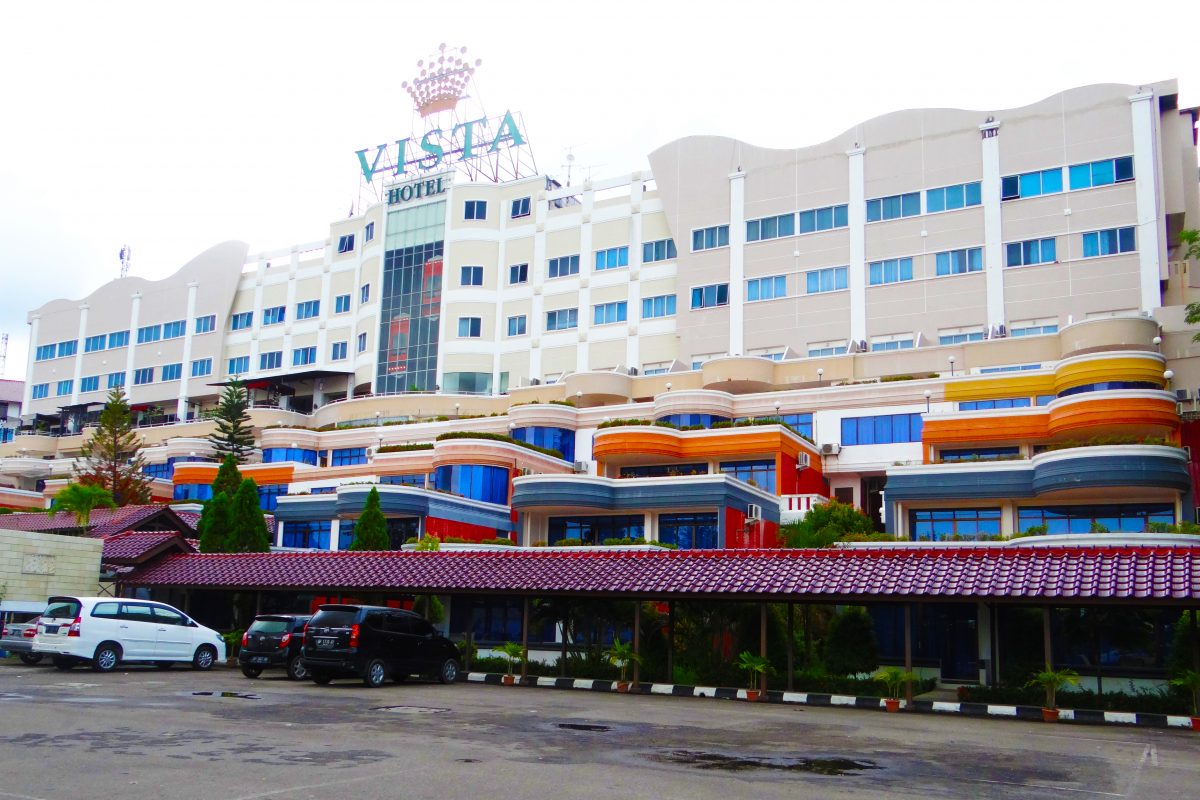 Hotel Crown Vista