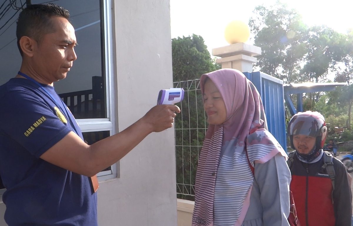 PFF PAINT MELAWAN VIRUS CORONA ” “ BAGI – BAGI MASKER GRATIS UNTUK WARGA BATAM DAN KARYAWAN PFF PAINT “