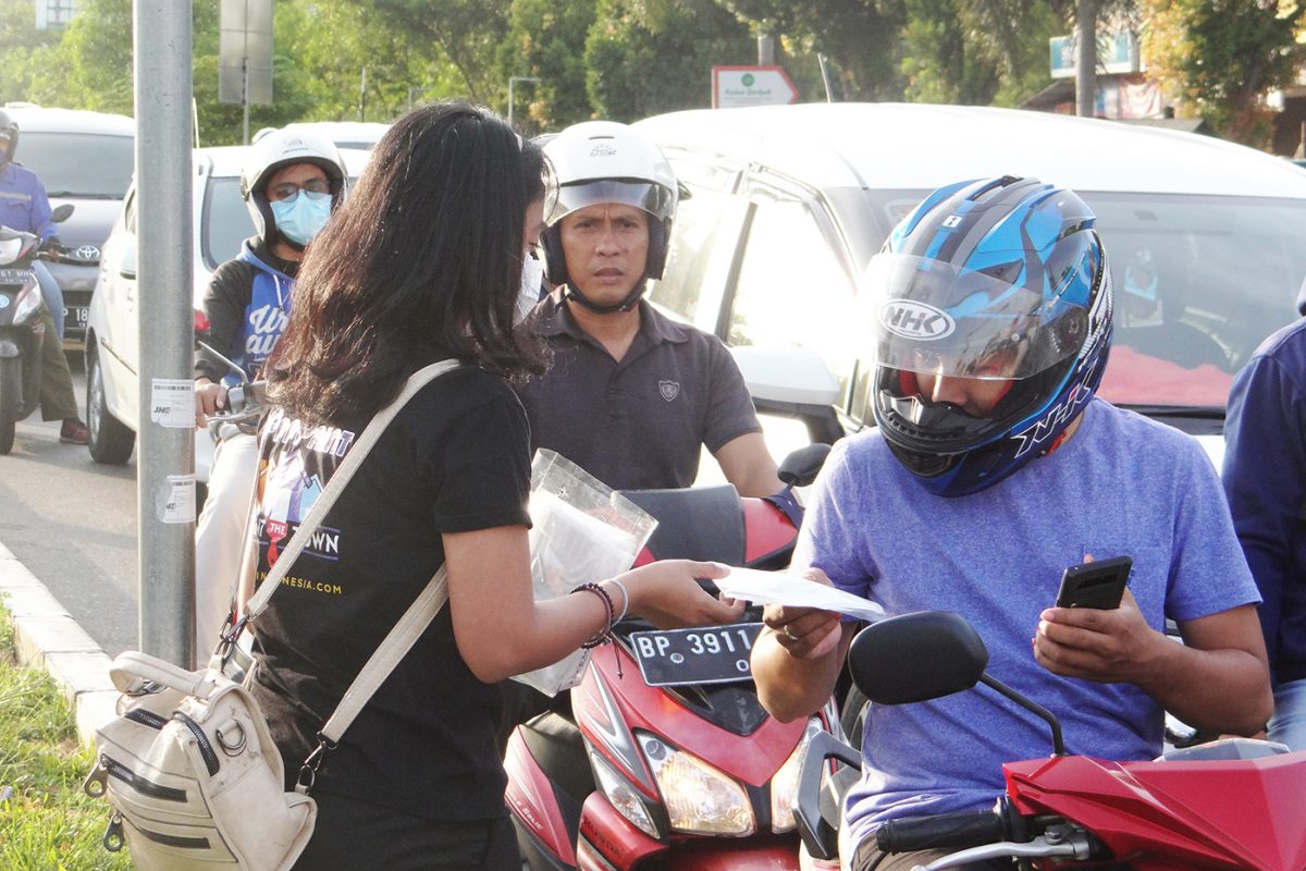 PFF PAINT MELAWAN VIRUS CORONA ” “ BAGI – BAGI MASKER GRATIS UNTUK WARGA BATAM DAN KARYAWAN PFF PAINT “