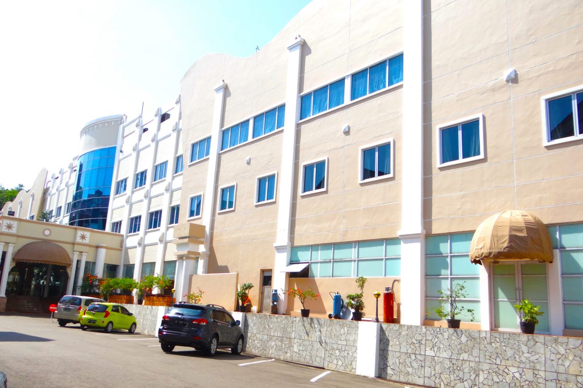 Hotel Crown Vista