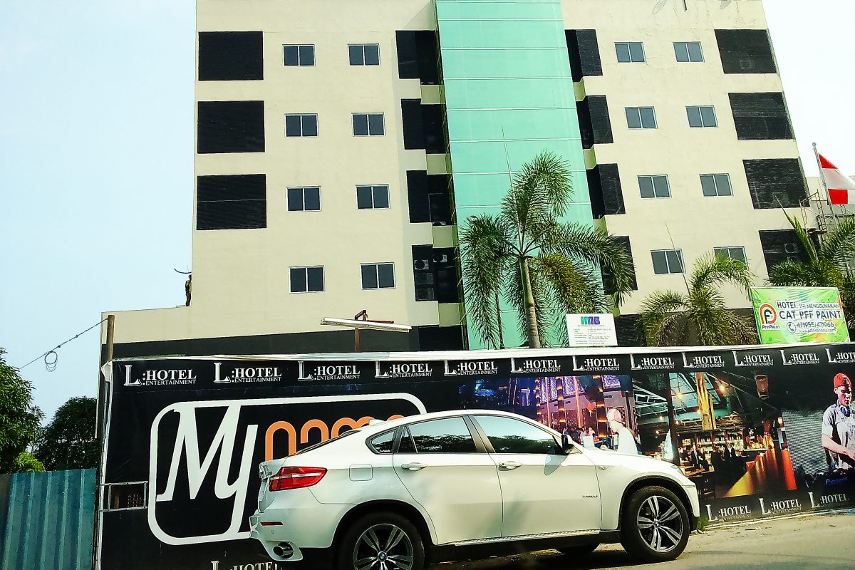 L-Hotel